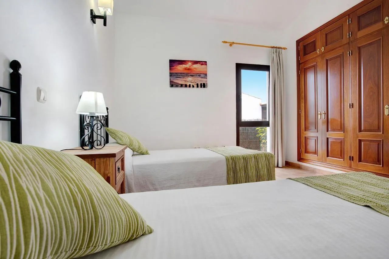 Villa Susana La Oliva 0*,
